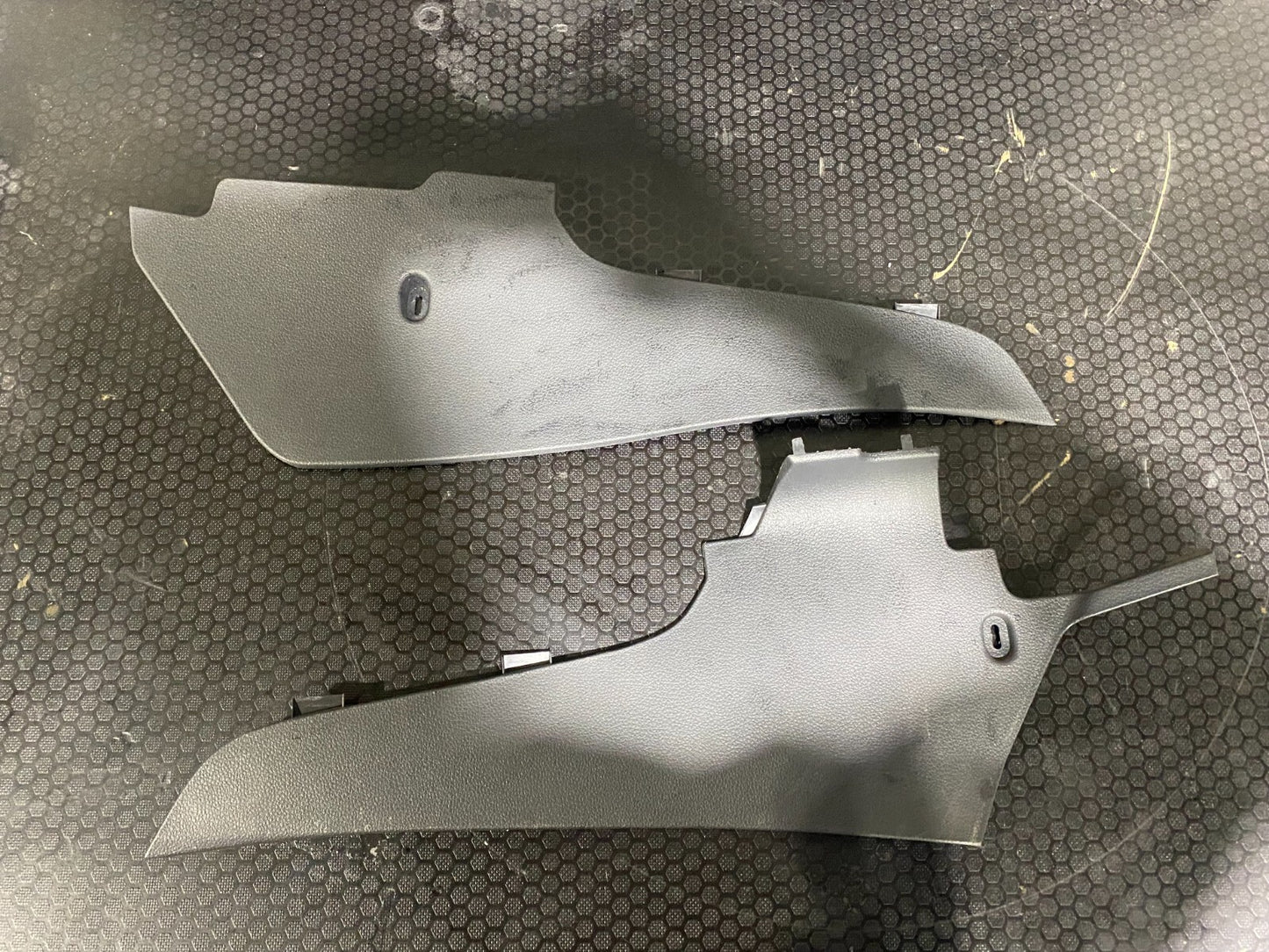 Volkswagen Golf MK7 Lower Centre Console Side Trims Set 5G2863046A 5G2863045A