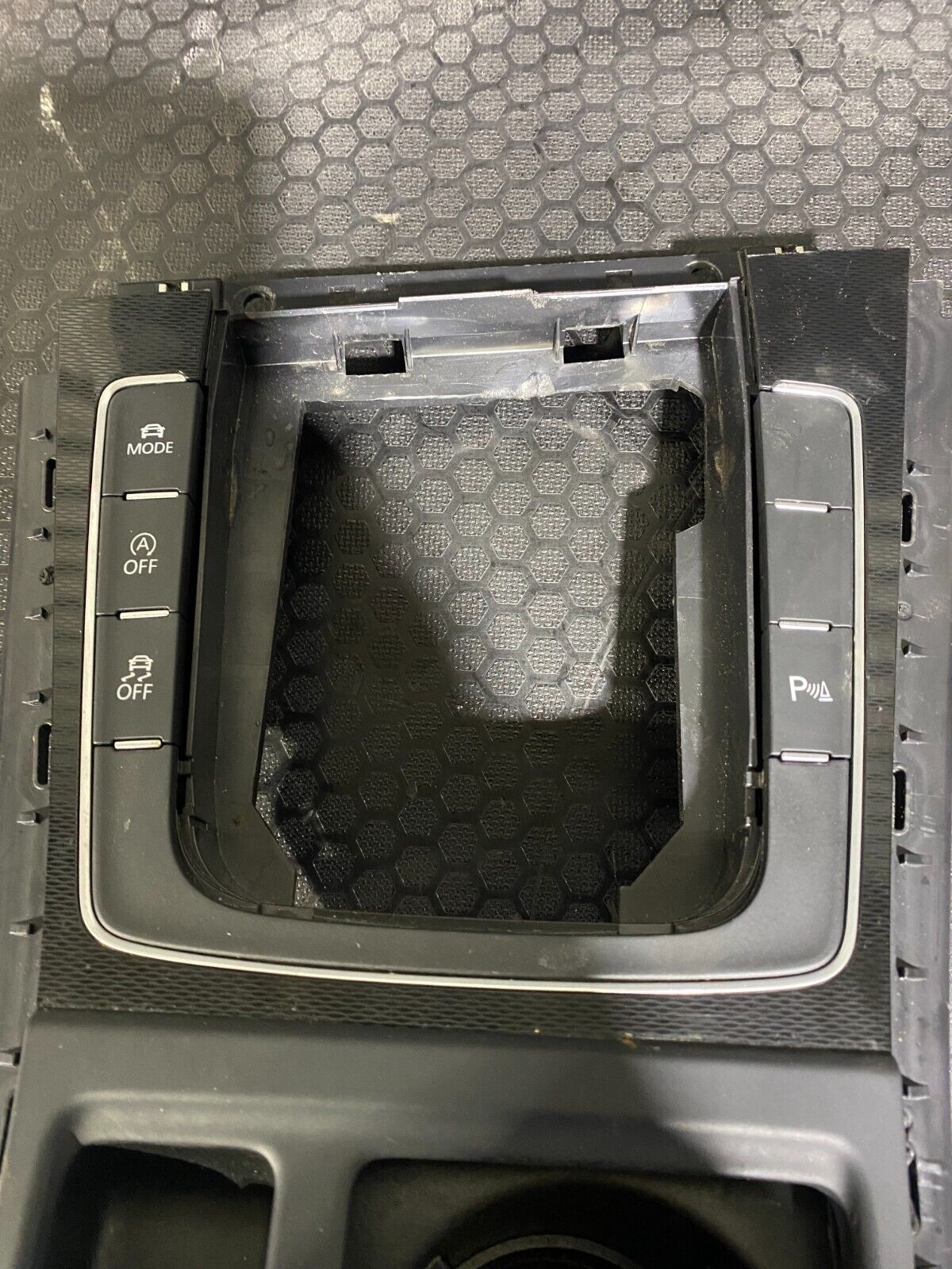 Volkswagen Golf MK7-7.5 GTI/R Centre Console 5G0862531