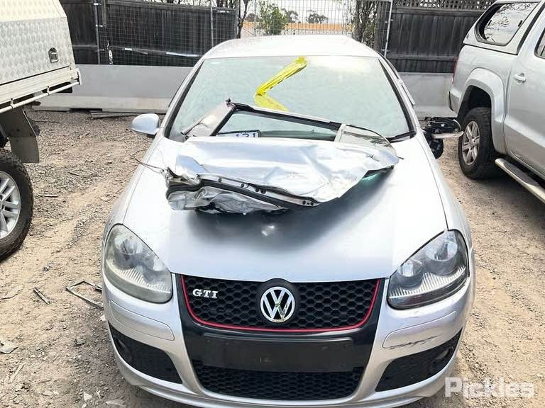NOW WRECKING Volkswagen Golf GTI Pirelli 2009 In Silver 199,613KM