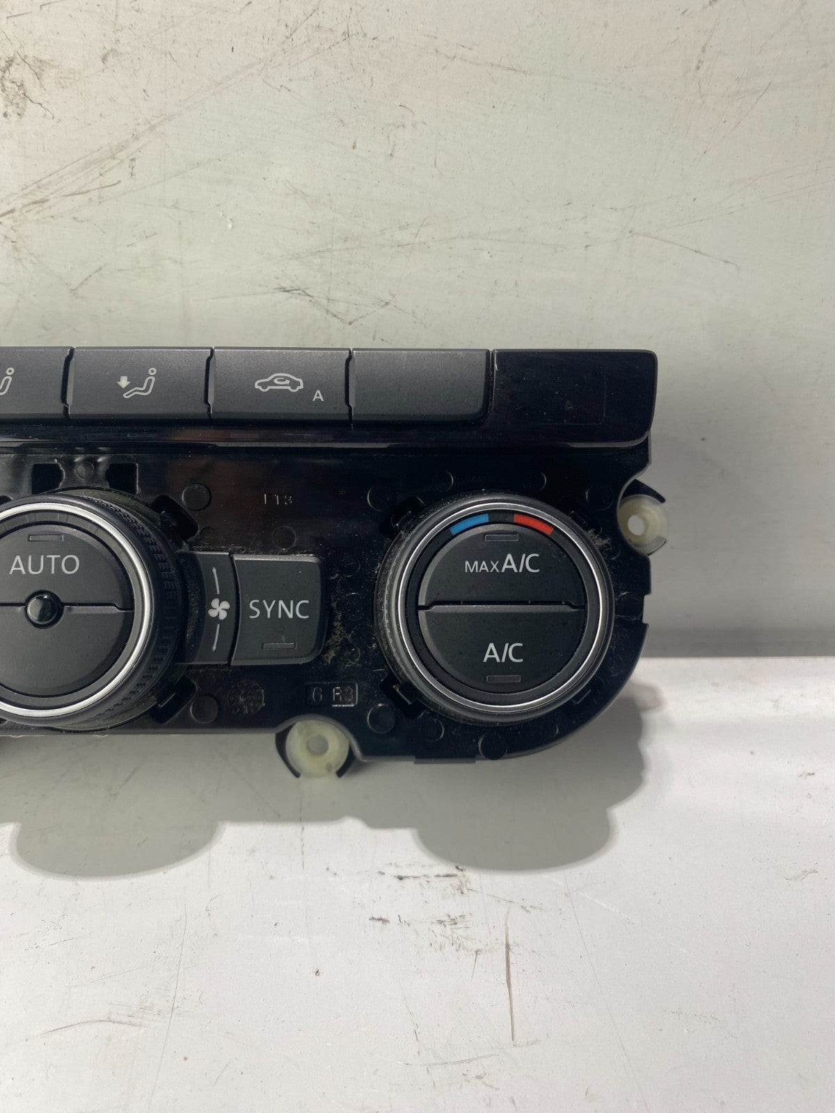 Volkswagen Caddy, Tiguan, Scirocco, Eos Climate Control Panel 1K8907044