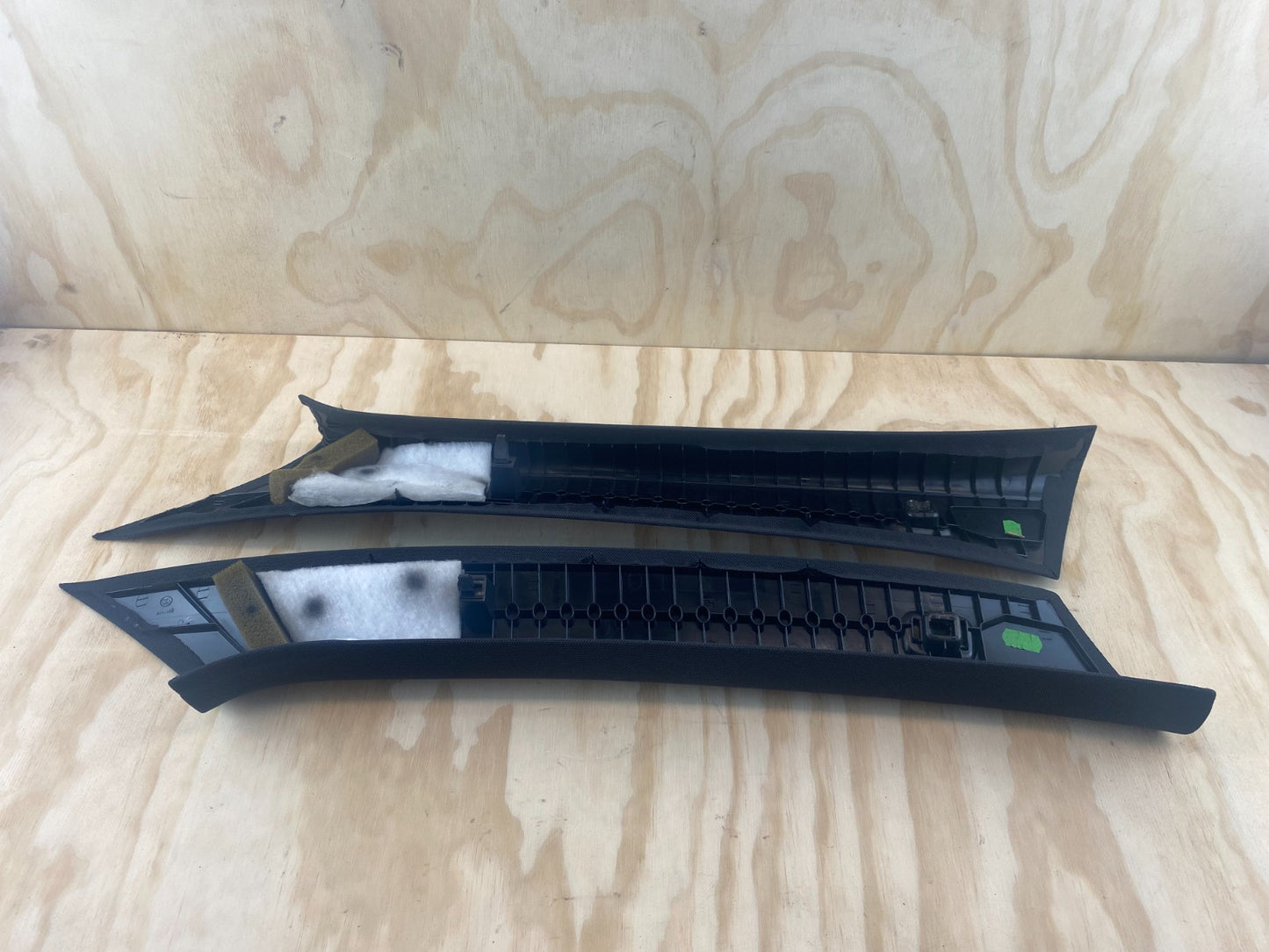 Mercedes-Benz A Class W176 A Pillar Set In Black A1766900125 A1766900025