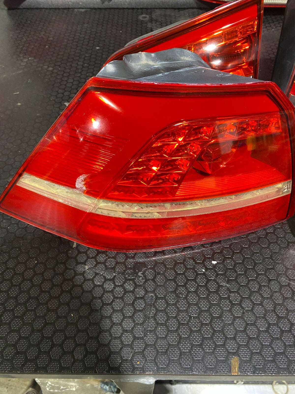 Volkswagen Golf GTI Performance MK7.5 Taillight Set 5GG945208 5GG945207