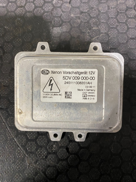 Volkswagen Xenon Control Module 5DV00900000