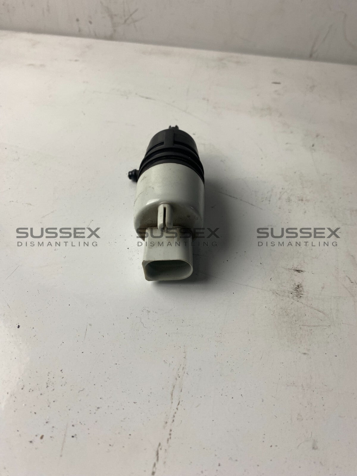 Mercedes-Benz Washer Bottle Pump A0998660121