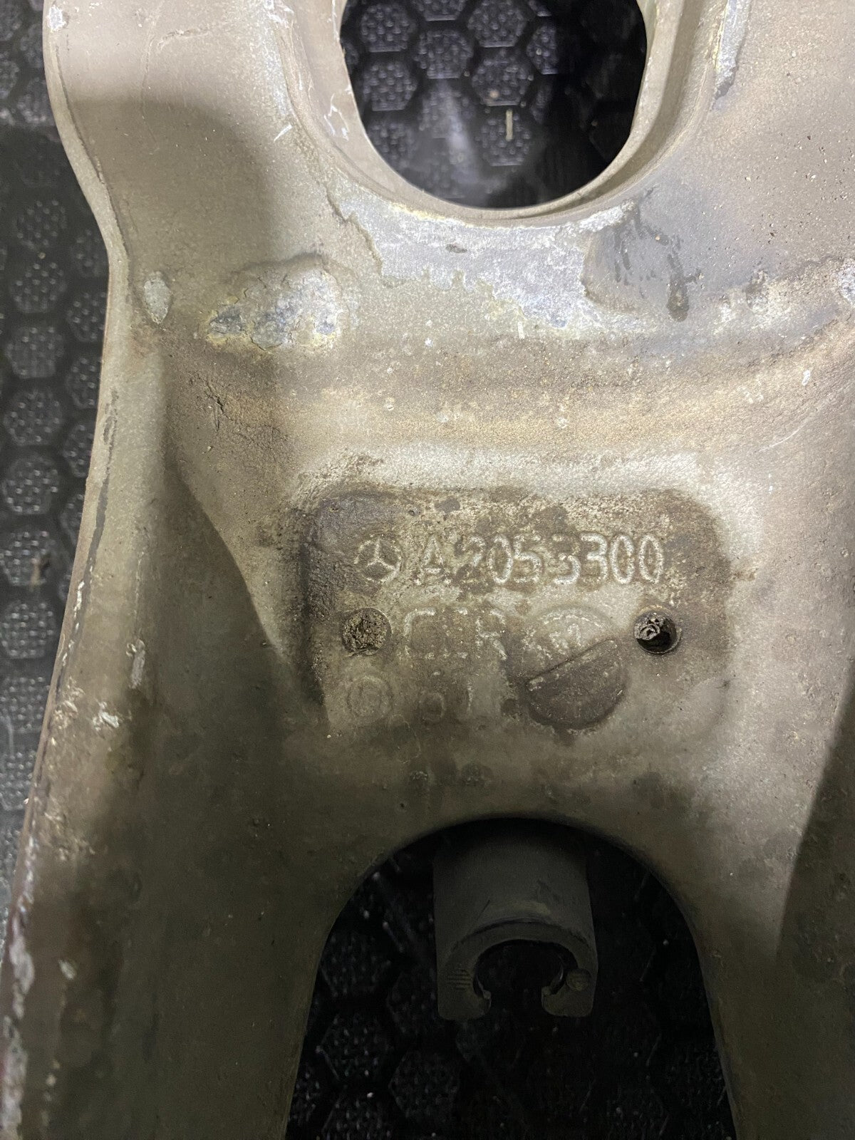 Mercedes-Benz Rear Wishbone A2053300