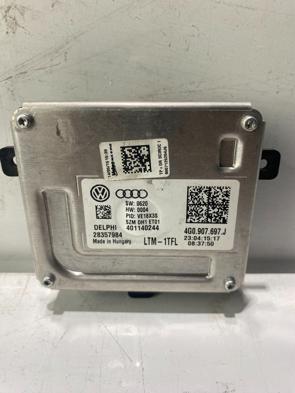Volkswagen / Audi LED DRL Headlight Control Unit 4G0907697J