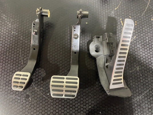 Volkswagen Golf MK5 MK6 Complete Manual Pedals Set 1K2723503AA 1K2723143