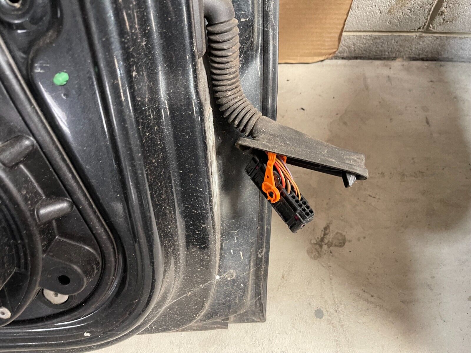 Volkswagen Golf MK6 Front Left Door In Carbon Grey *Freight Available*