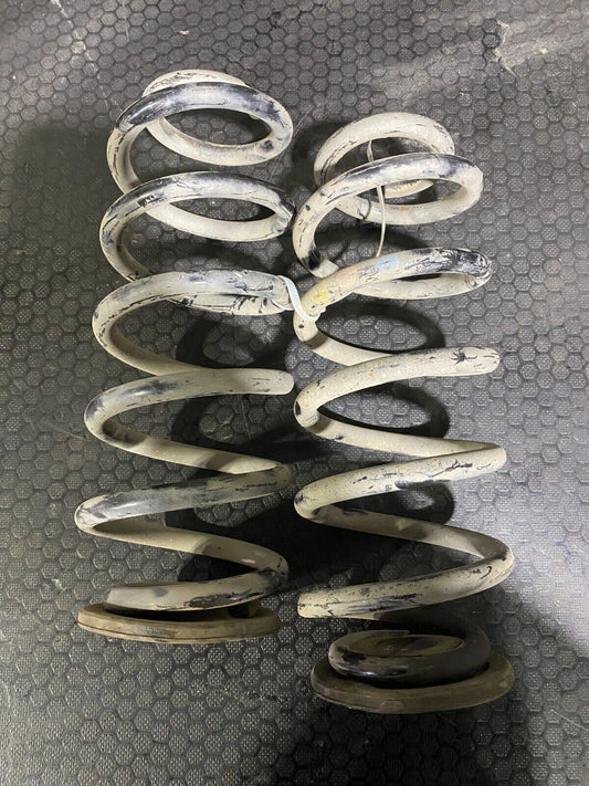 Volkswagen Golf MK5 R32 / MK6 R Rear Springs Set