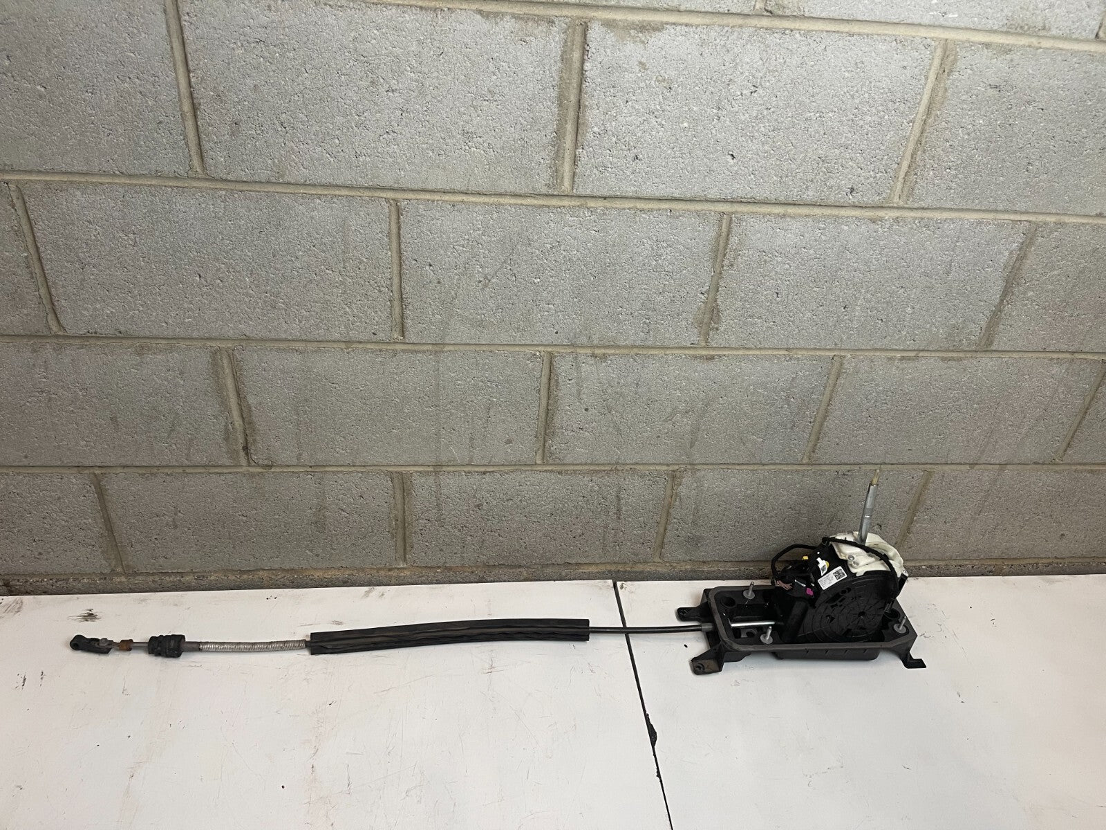 VWAG DSG Gear Shifter Selector 5Q2713023T