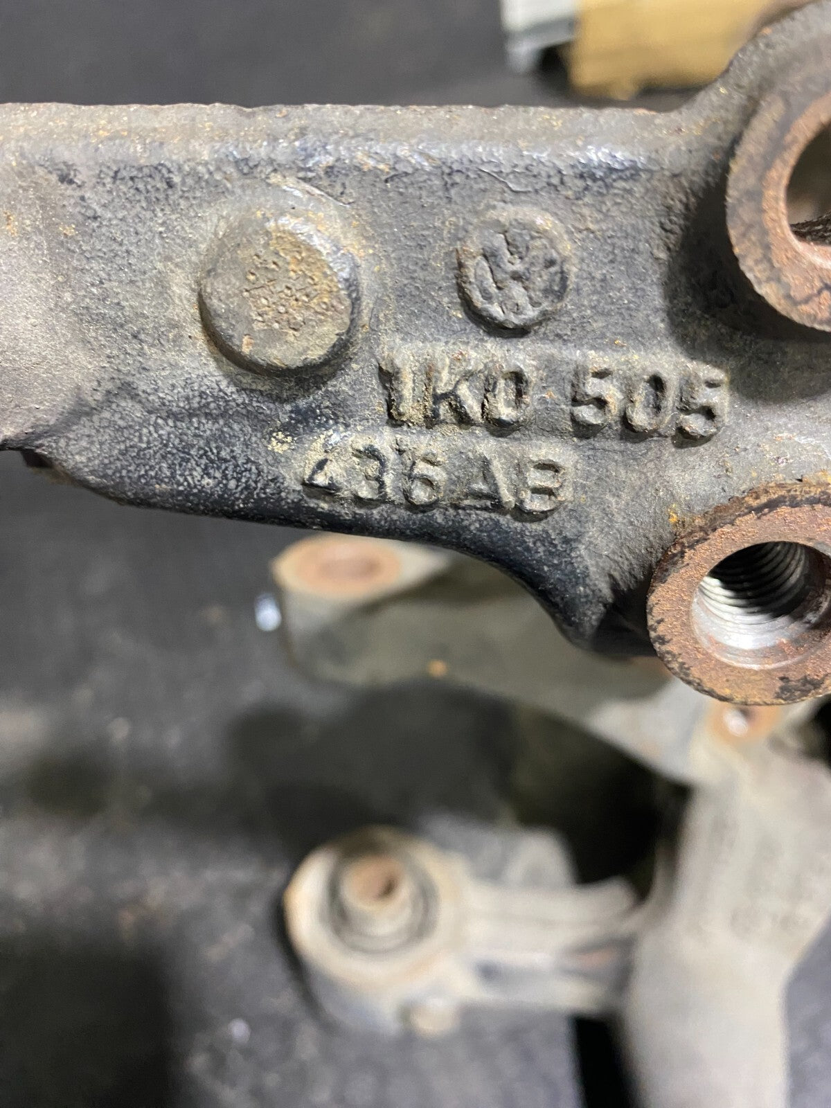 Volkswagen Golf GTI MK5 / MK6 Rear Right Hub 1K0505436AB