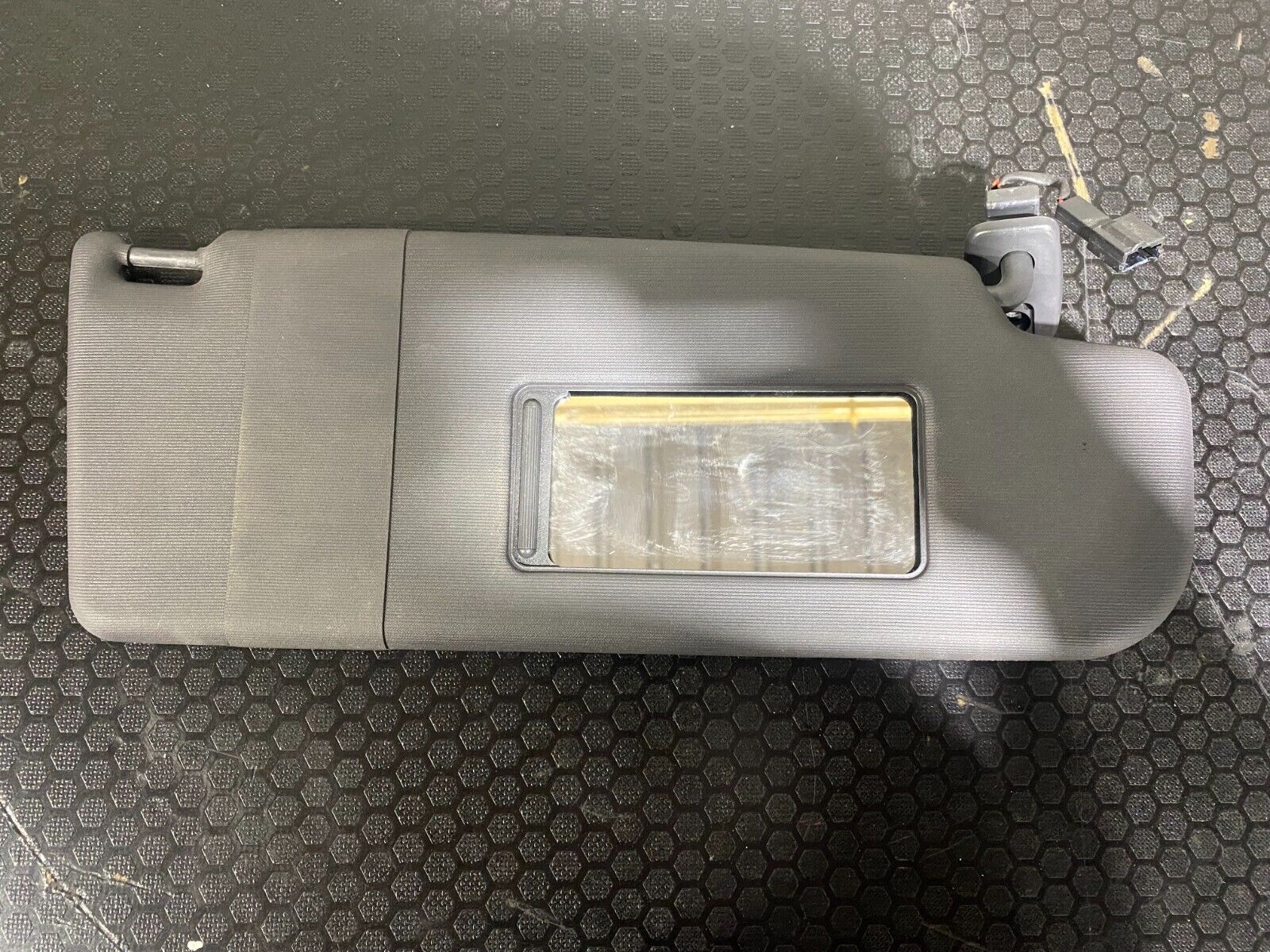 Volkswagen Golf MK5 MK6 Driver Sunvisor 1K0857552