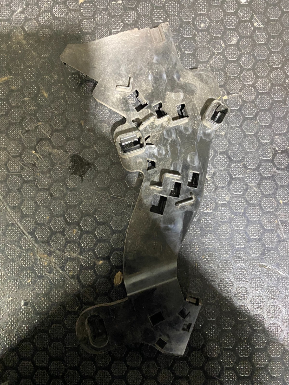 Mercedes-Benz C63s 2019-2021 Rear Right Plastic Cable Holder A2055460446