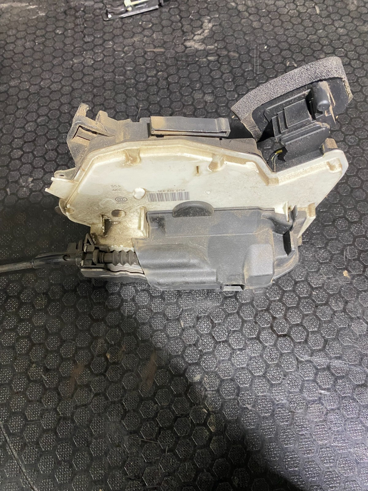 Volkswagen Locking Actuator 5K4839015R