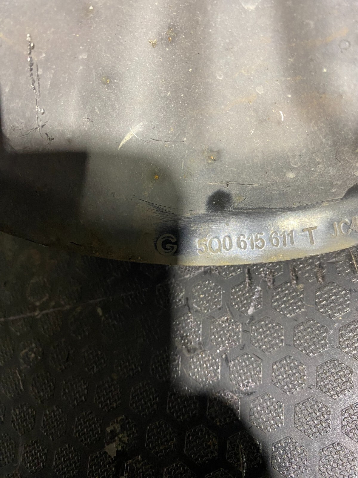 Volkswagen Golf MK7 GTI Rear Left Hub 5Q0615611T