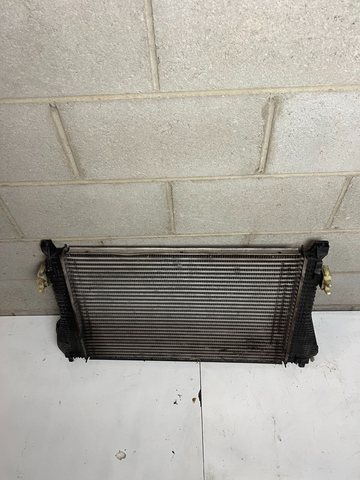 VWAG Intercooler 5Q0145803N