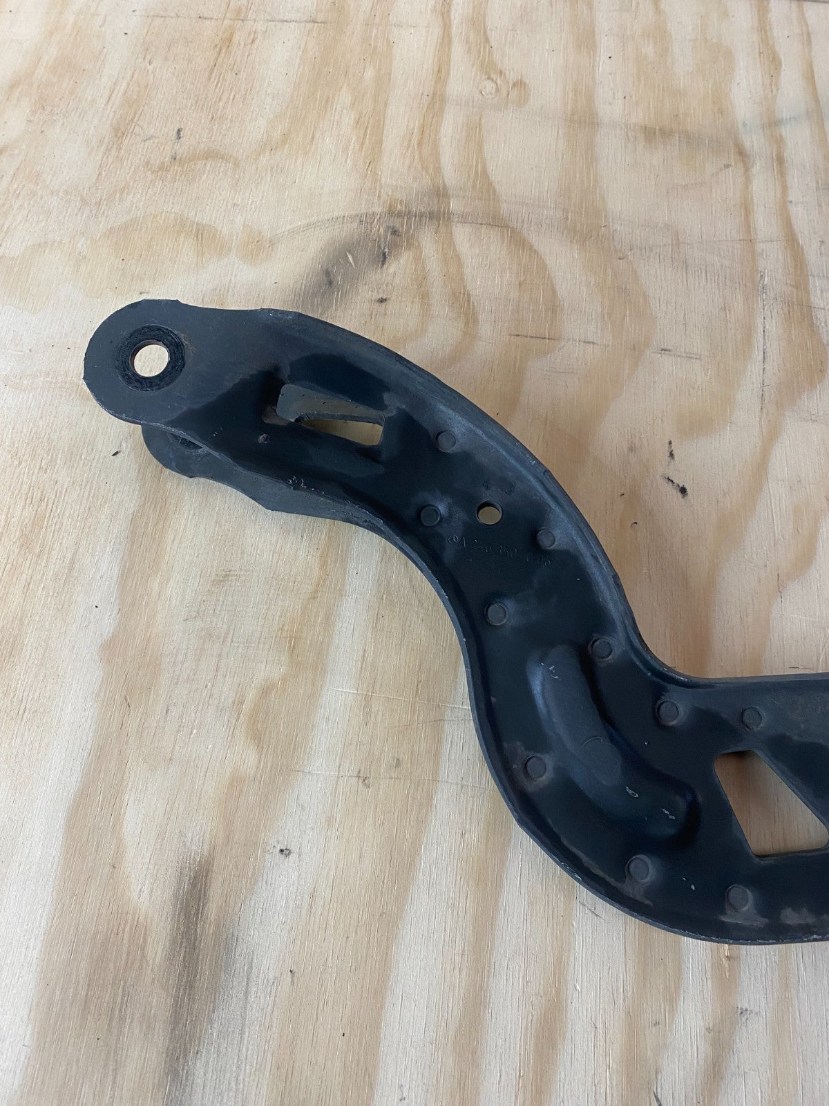 Mercedes-Benz CLA A CLASS Rear Upper Suspension Control Arm A2463501006