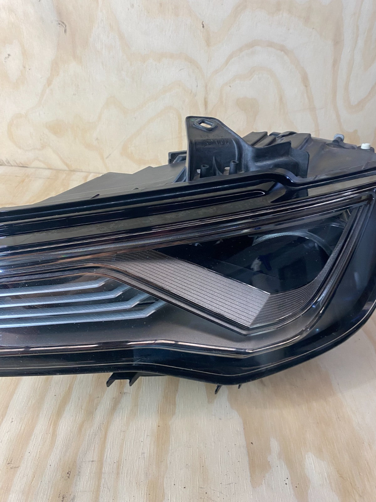 Audi A3 S3 RS3 8V Passenger LED HEADLIGHT COMPLETE WITH MODULES 8V0941033A