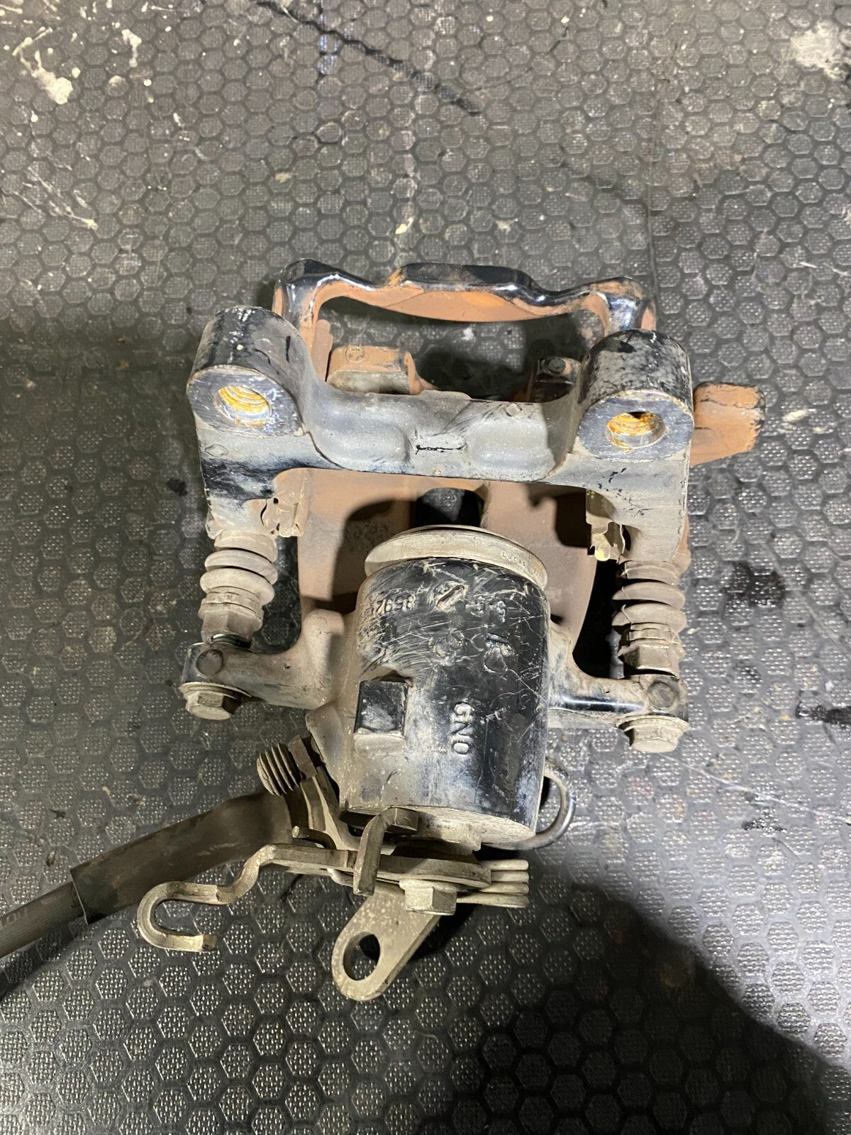 Volkswagen Rear Left MK6 R Calliper In Black