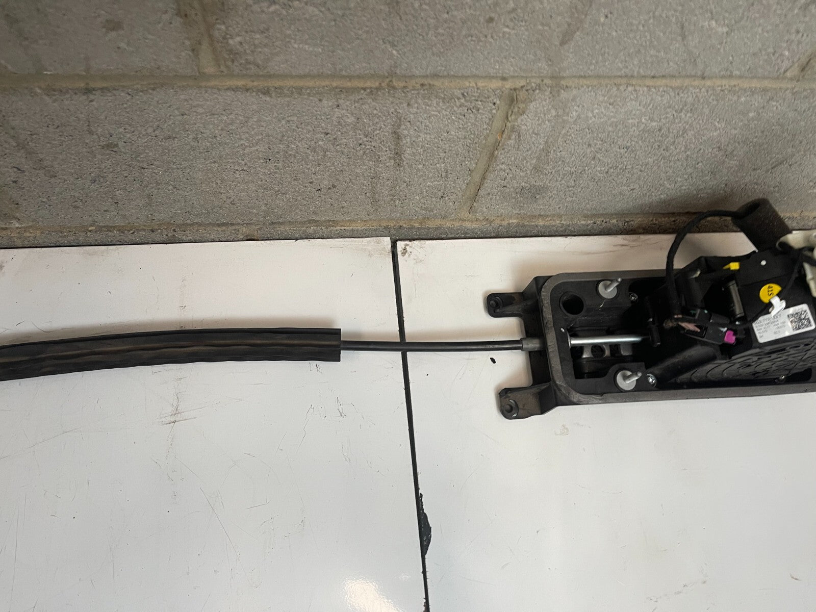 VWAG DSG Gear Shifter Selector 5Q2713023T