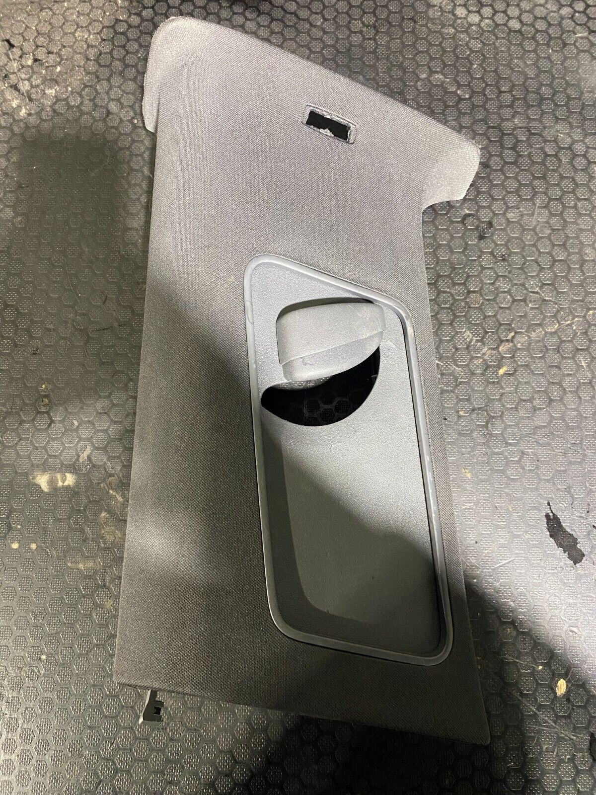 Volkswagen Golf MK5 / MK6 2004-2013 2 Door Left B Pillar 1K3867243