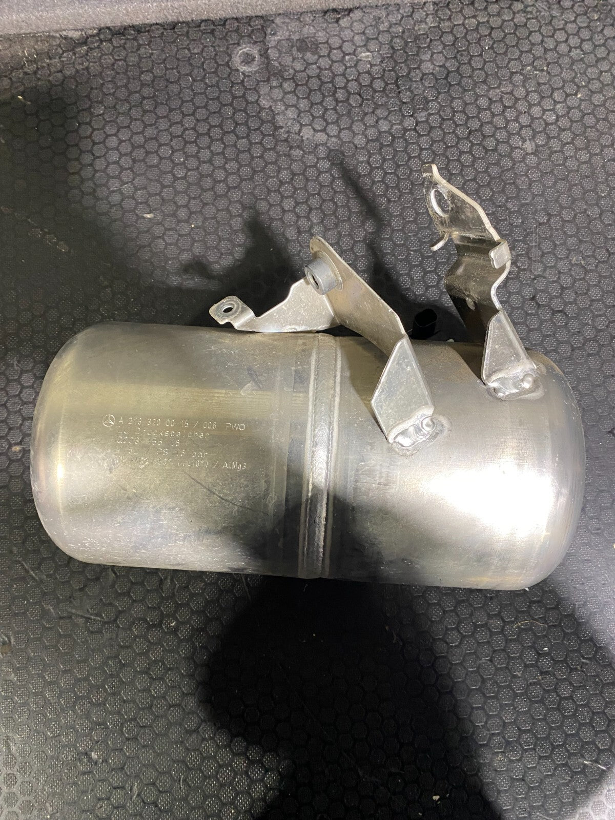 Mercedes-Benz Air Suspension Tank A2133200015