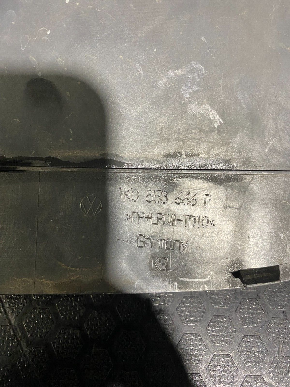 Volkswagen Golf MK5 GTI Right Fog Light Cover 1K0853666P