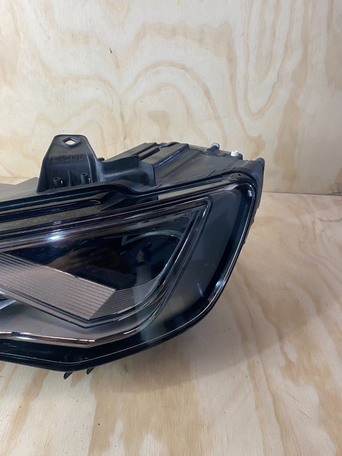 Audi A3 S3 RS3 8V Passenger LED HEADLIGHT COMPLETE WITH MODULES 8V0941033A