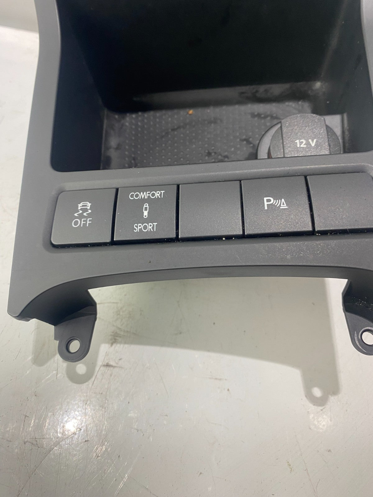 Volkswagen Scirocco Centre Coin Tray With DCC, ESP AND Parking Assist 5K0858329