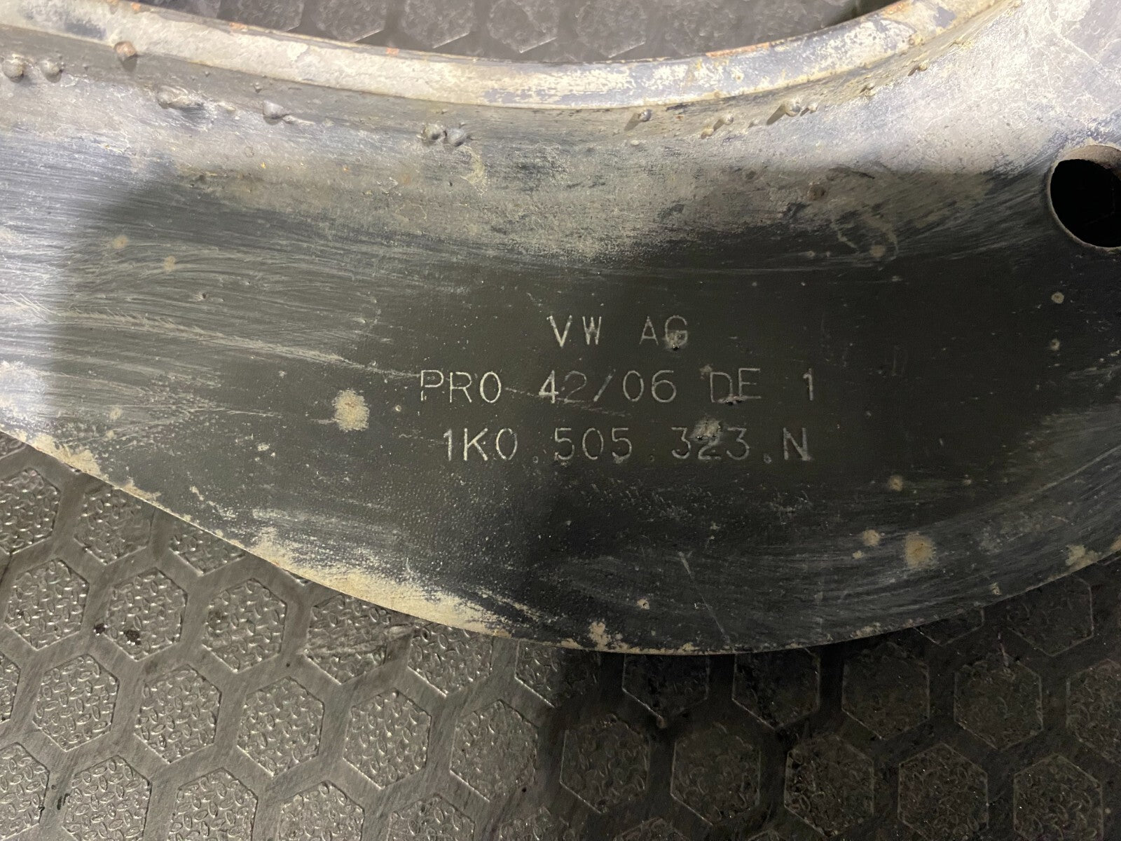 Volkswagen Golf MK5/MK6 Control Arm Set 1K0505323N