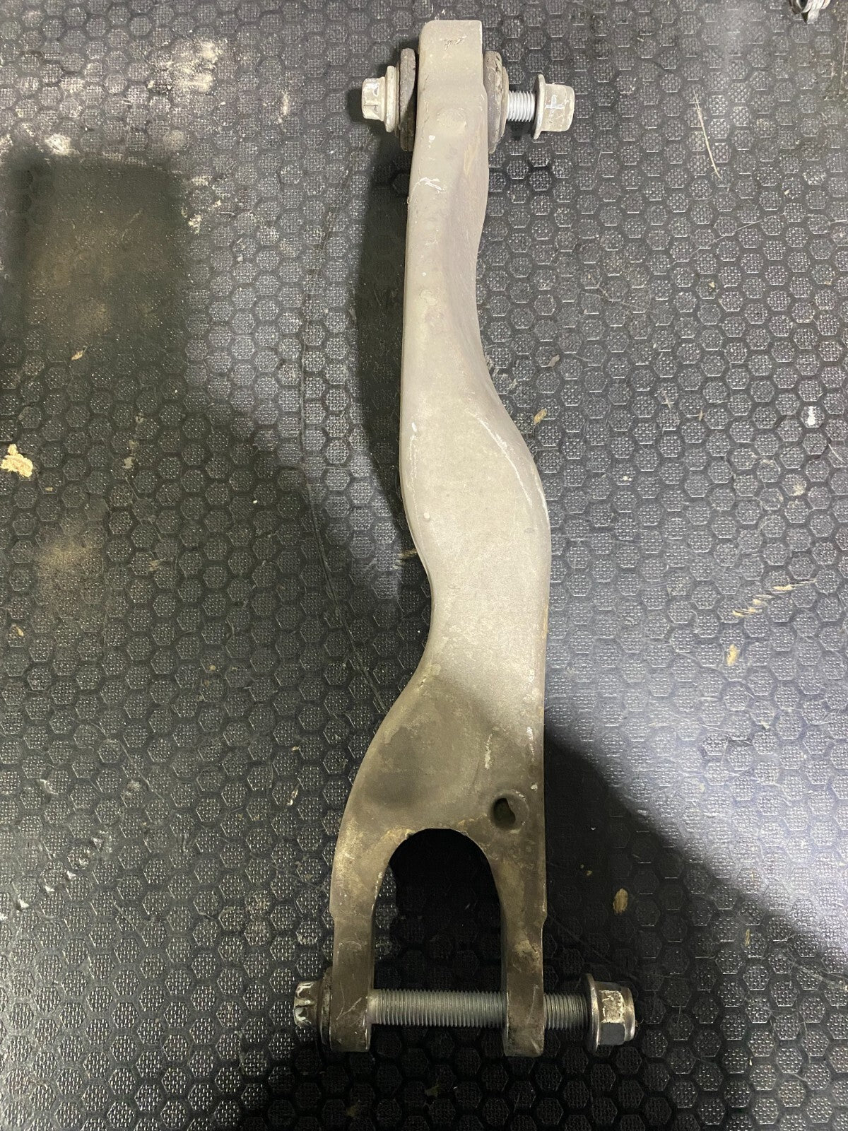 Mercedes-Benz C63s 2019-2021 Rear Right Control Arm A2053520601 / RE