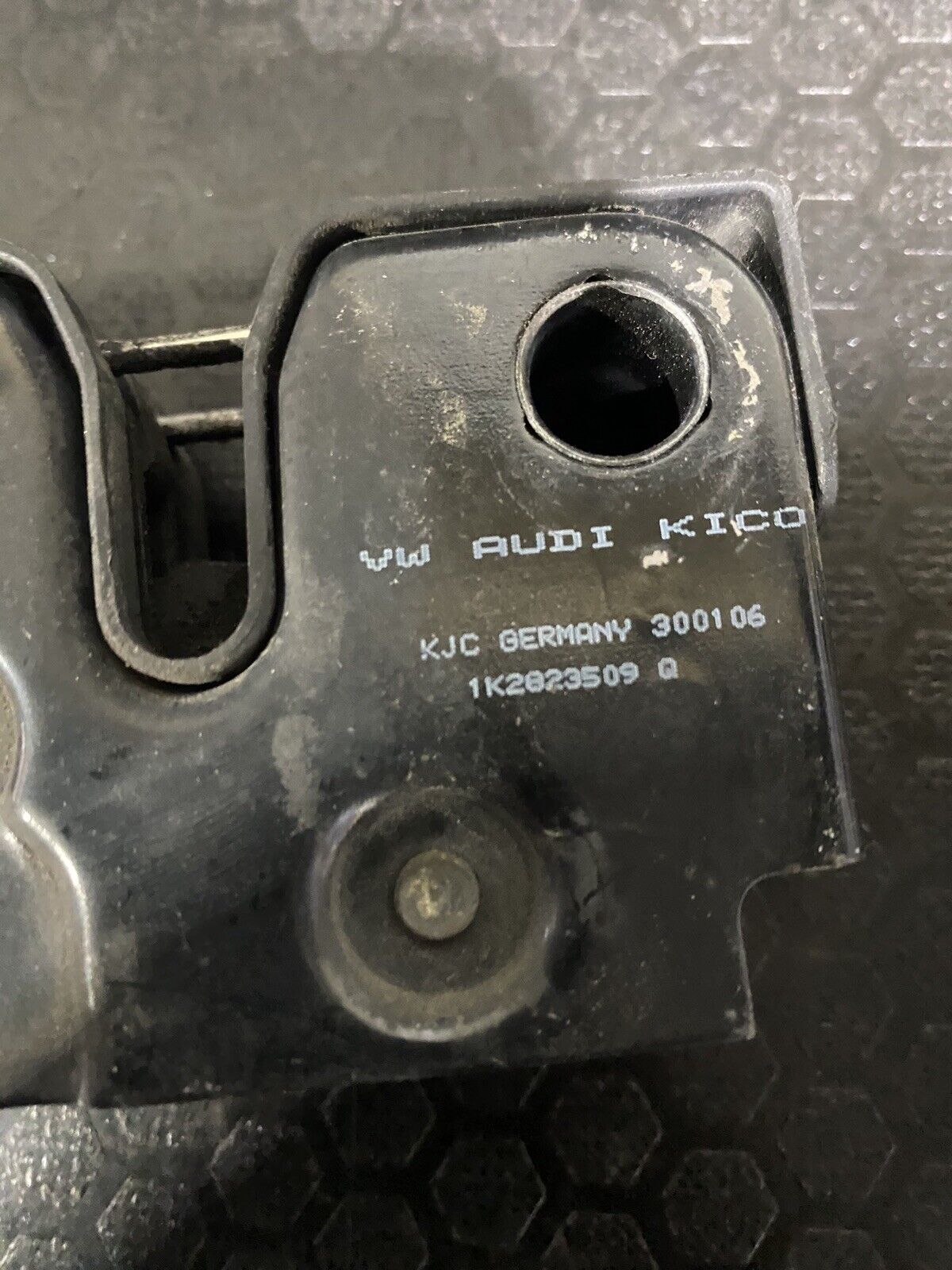 Volkswagen Front Bonnet Catch Latch 1K2823509Q