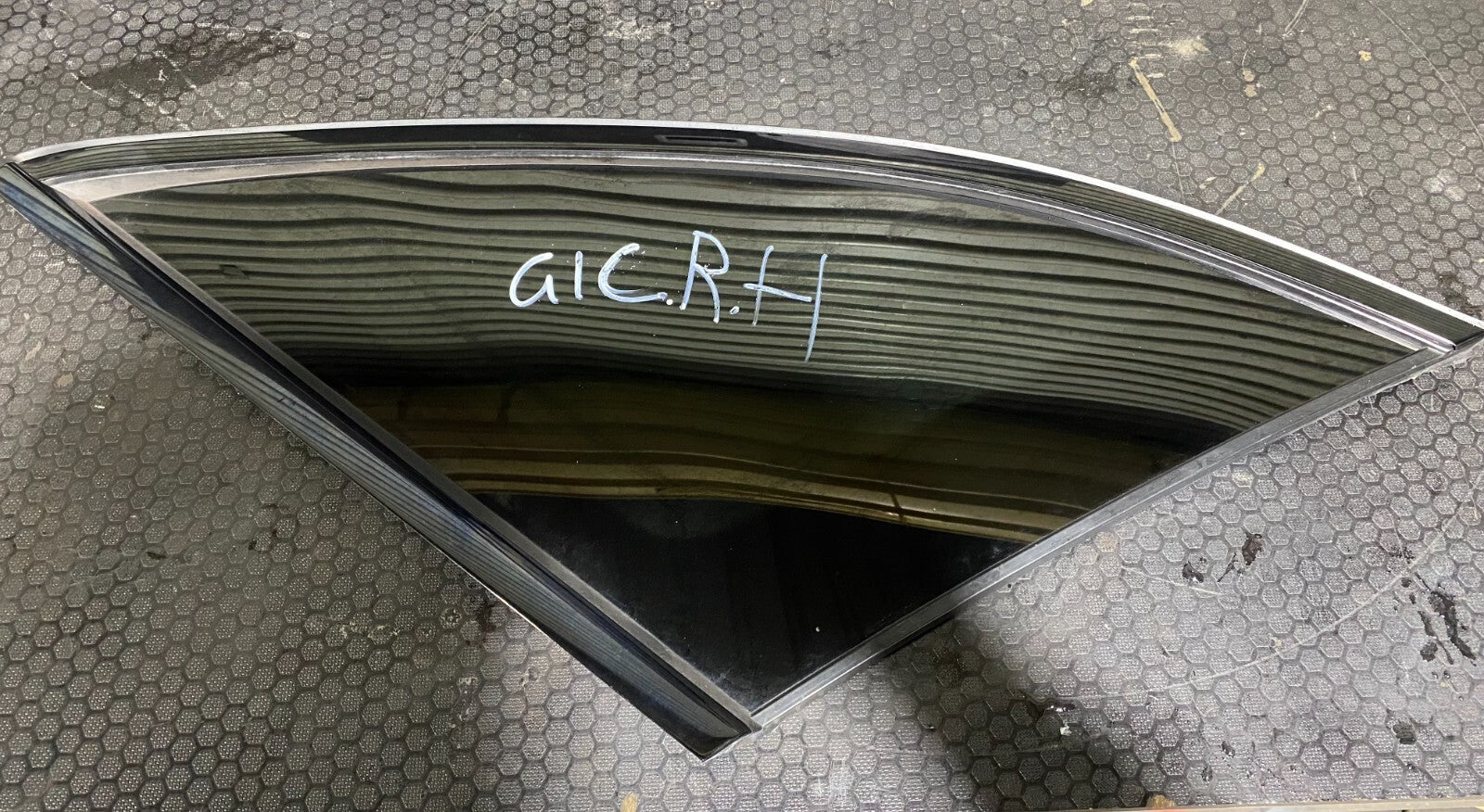 Mercedes-Benz GLC Rear Right Body Glass A2536706800