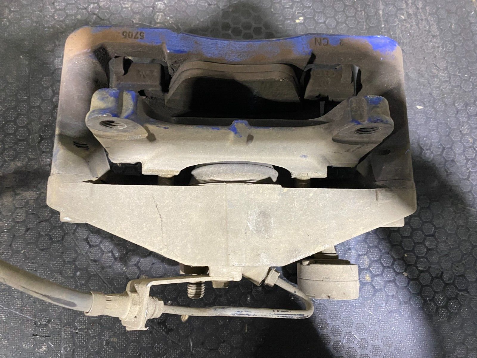 Volkswagen Front Left MK5 R32 Calliper In Blue