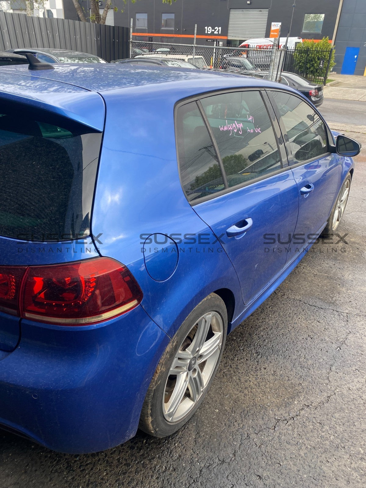 NOW WRECKING Volkswagen Golf R 2013 In Blue 228,745KM