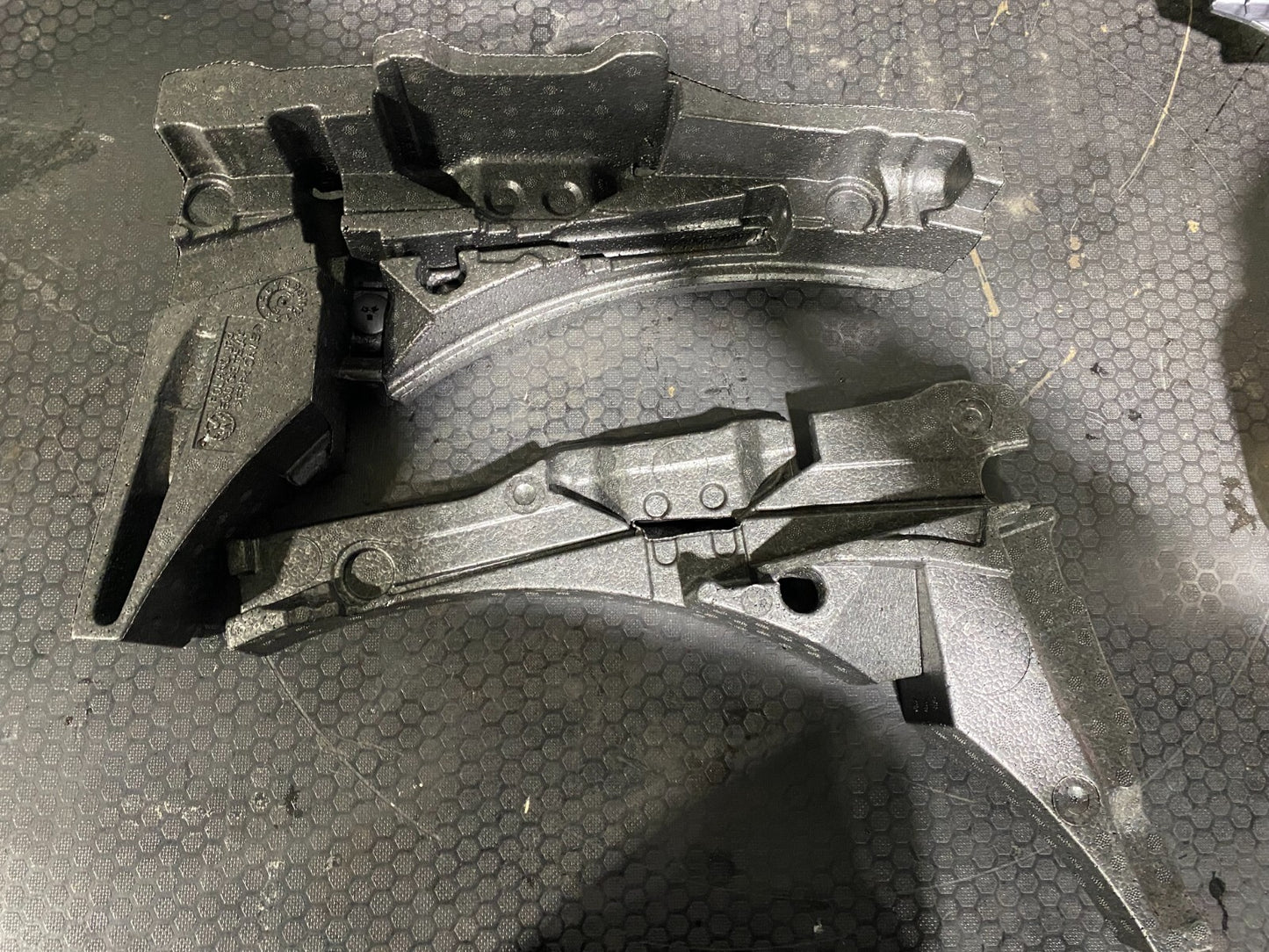 Volkswagen MK7-7.5 Styrofoam Tool Set No Accessories 5G0012115AD 5G0012115AF