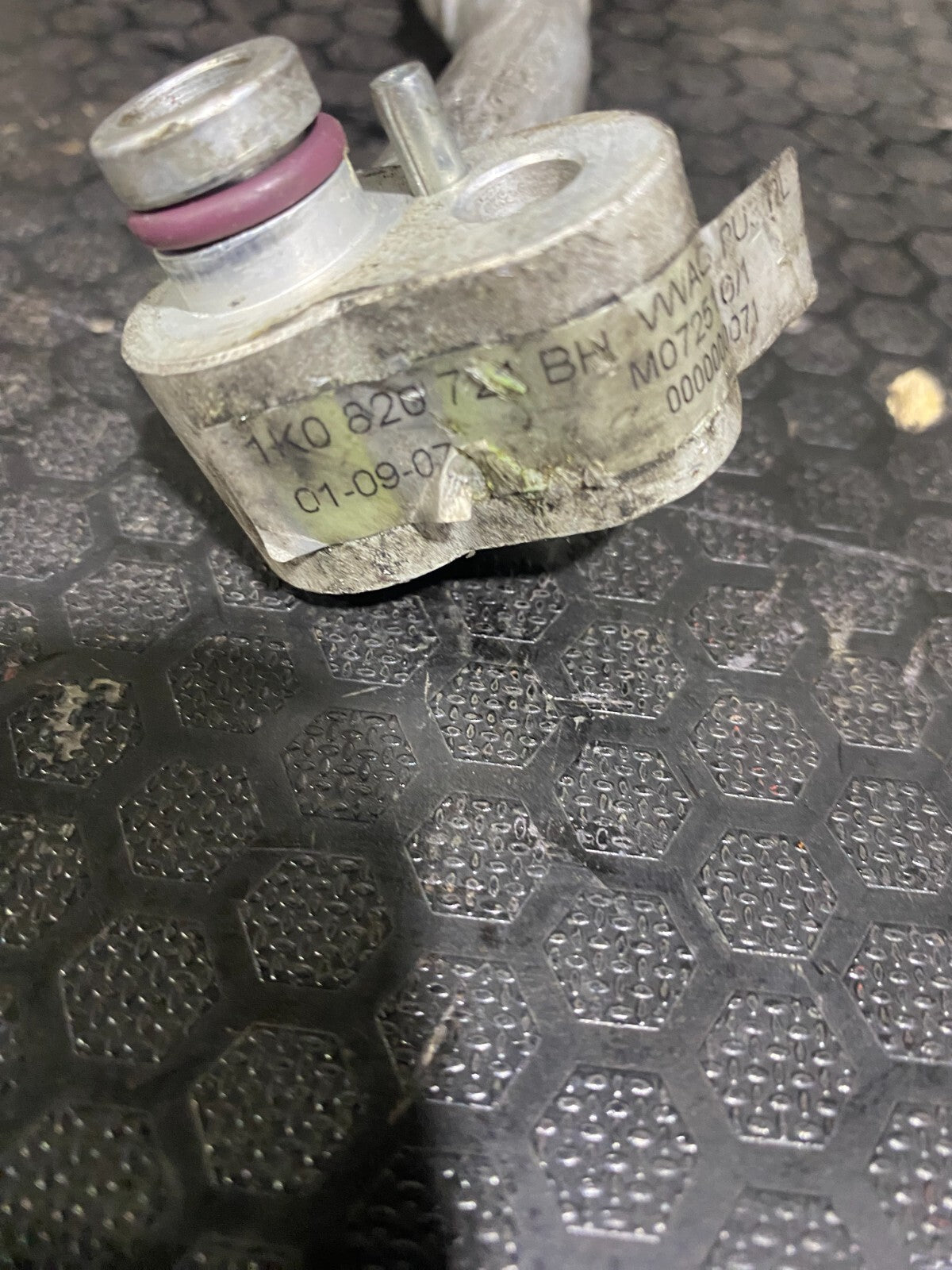 VWAG AC Hose 1K0820721BH