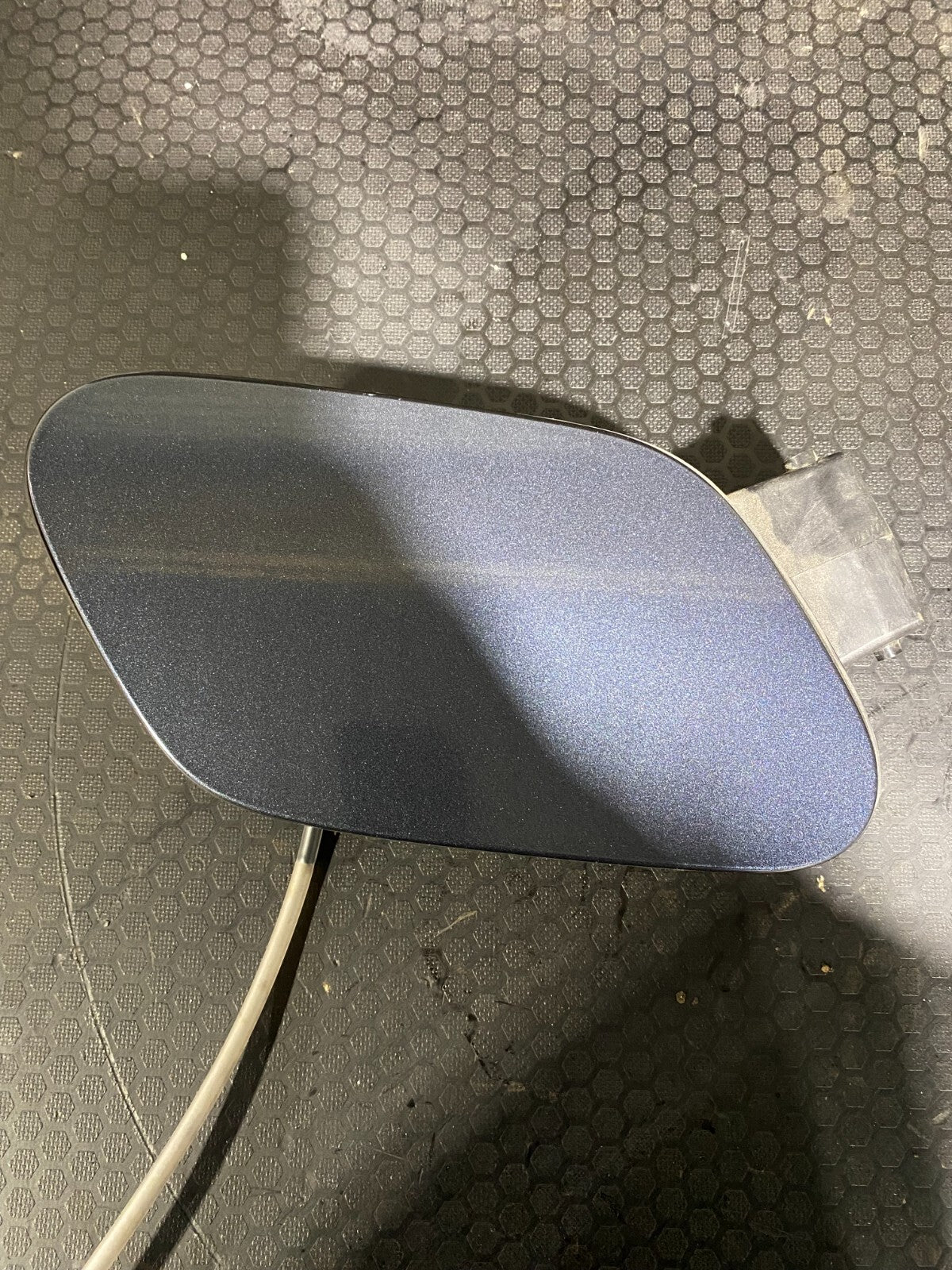 Volkswagen Golf MK7-7.5 Dark Iron Blue Metallic Fuel Cap 5G0809999