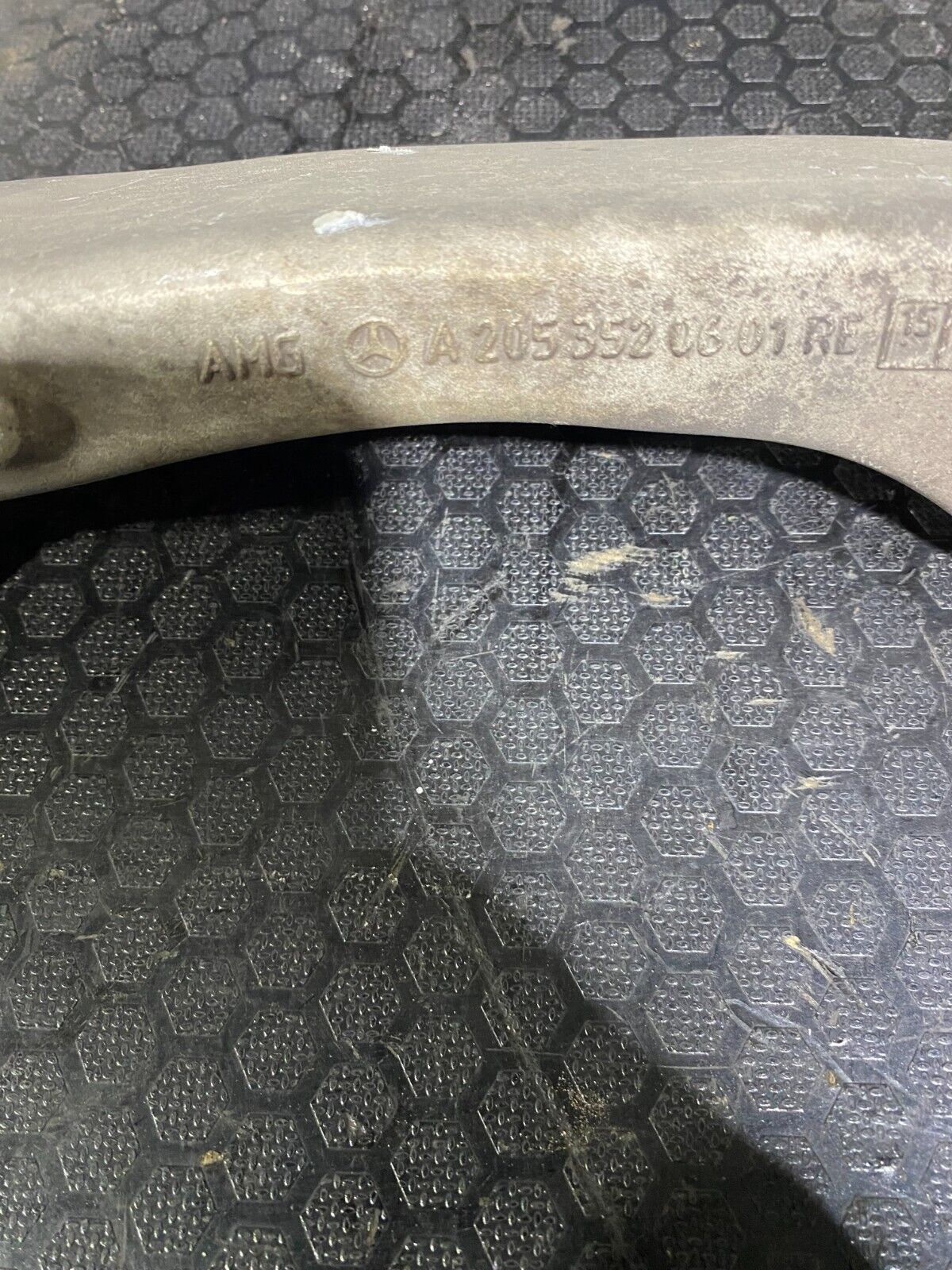 Mercedes-Benz C63s 2019-2021 Rear Right Control Arm A2053520601 / RE