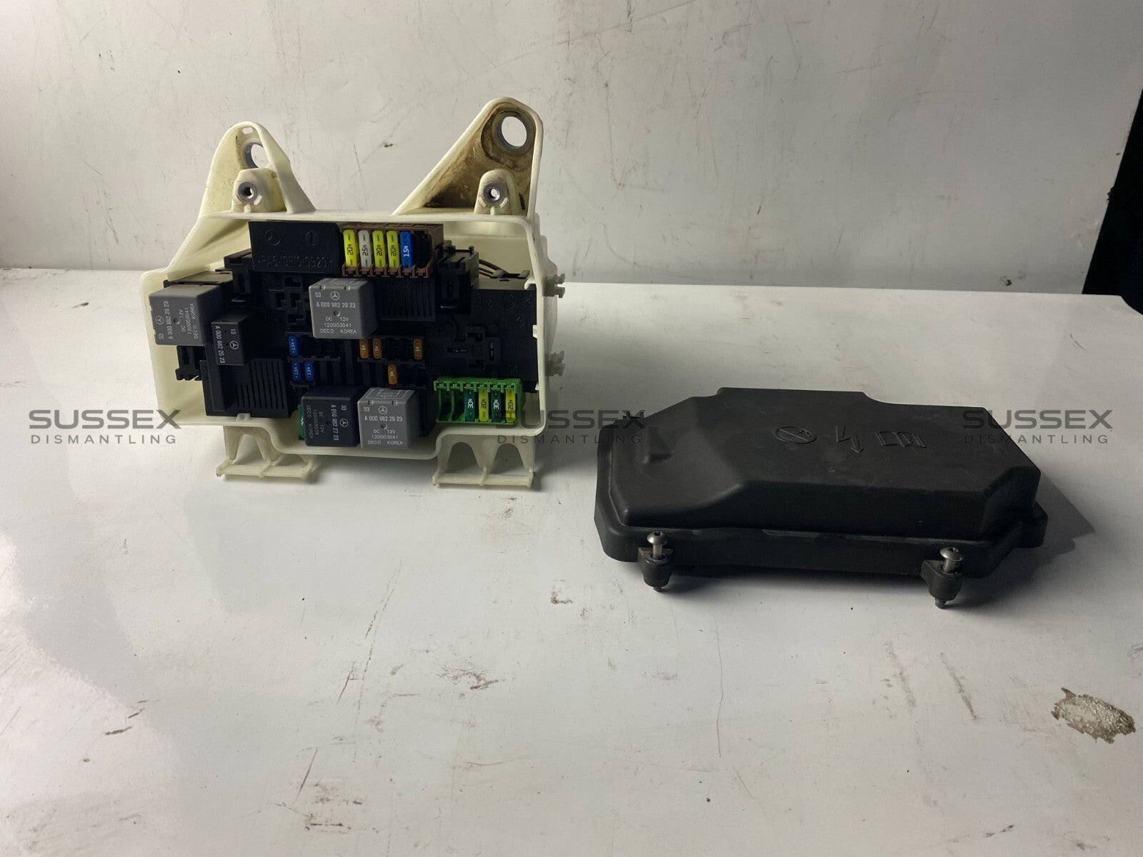 Mercedes-Benz C-Class W205 Front Fusebox A2055400182