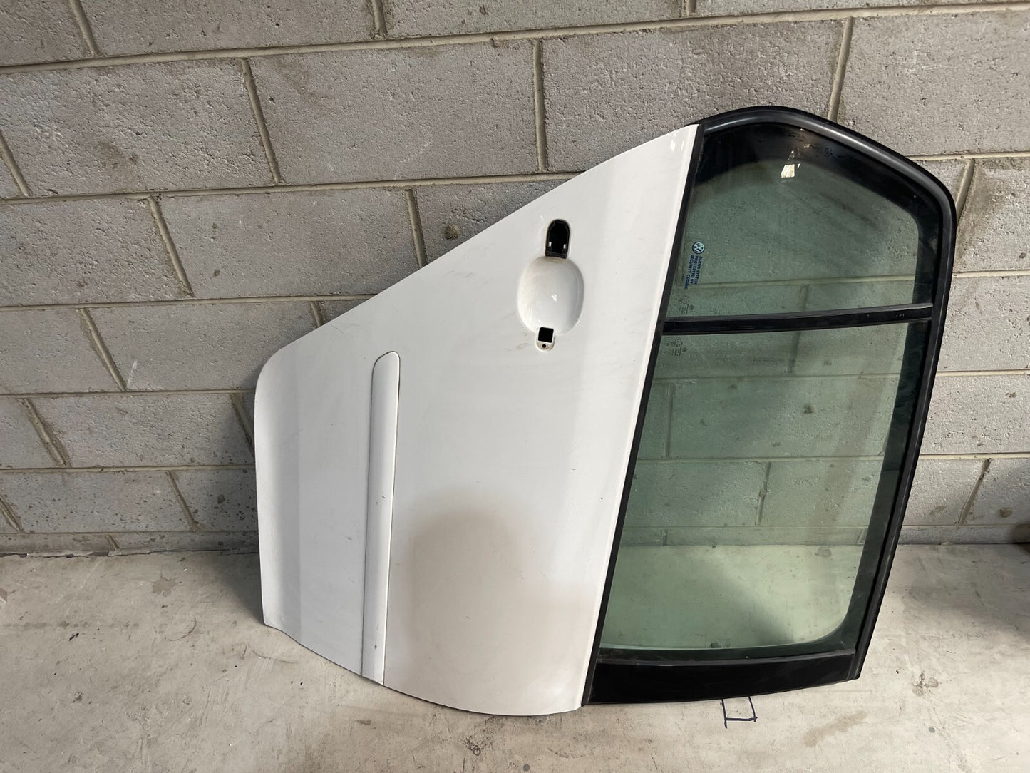Volkswagen Golf MK5 Rear Right Door In White *Freight Available*