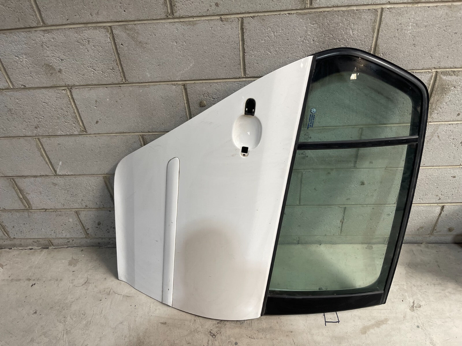 Volkswagen Golf MK5 Rear Right Door In White *Freight Available*