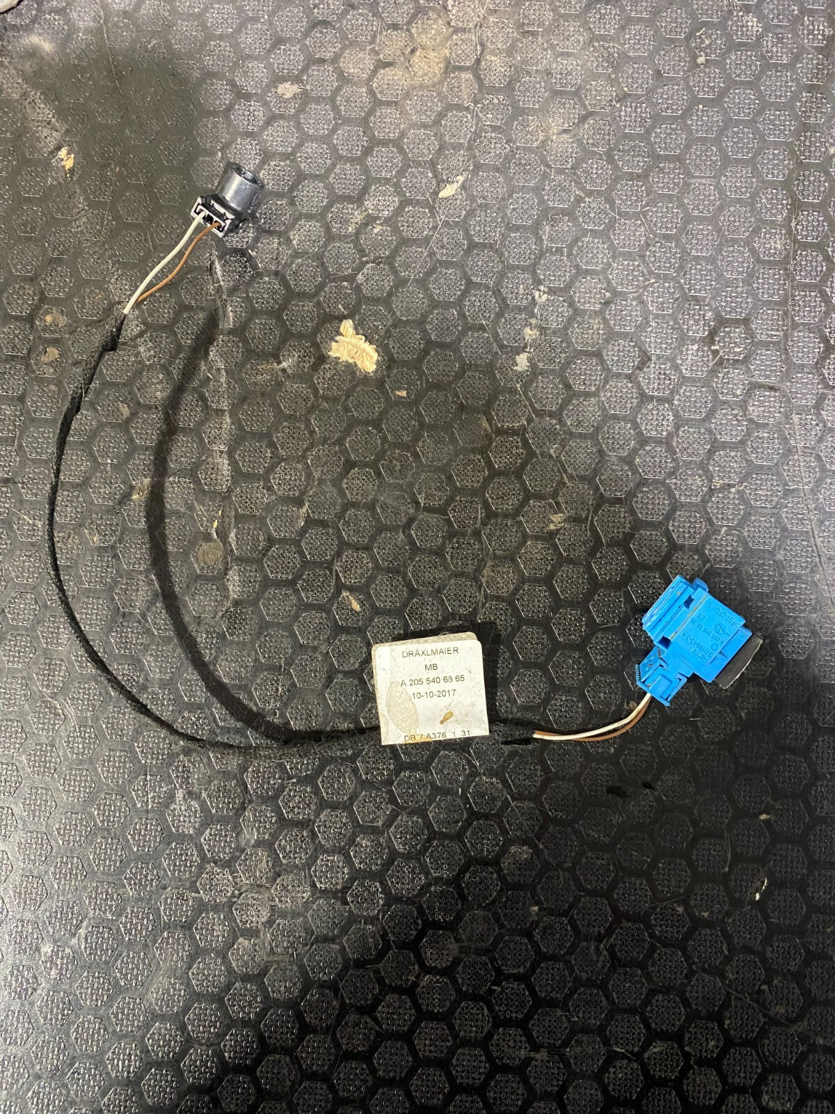 Mercedes-Benz C63s 2019-2021 Centre Console Storage LED Illumination A2055406865