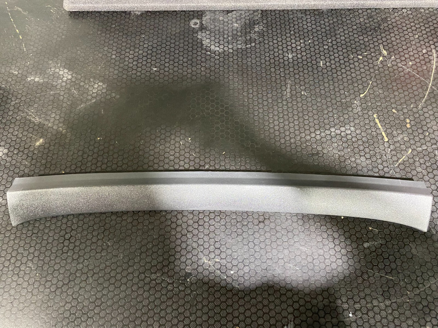 Volkswagen Golf MK5/MK6 Rear Roof Liner Trim 1K6867617D