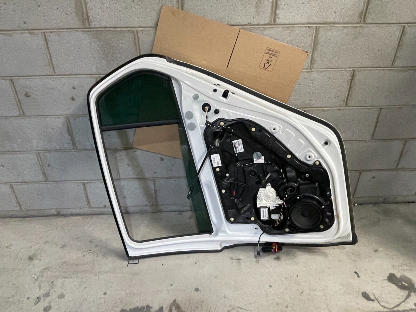 Volkswagen Golf MK6 Rear Right Door In White *Freight Available*