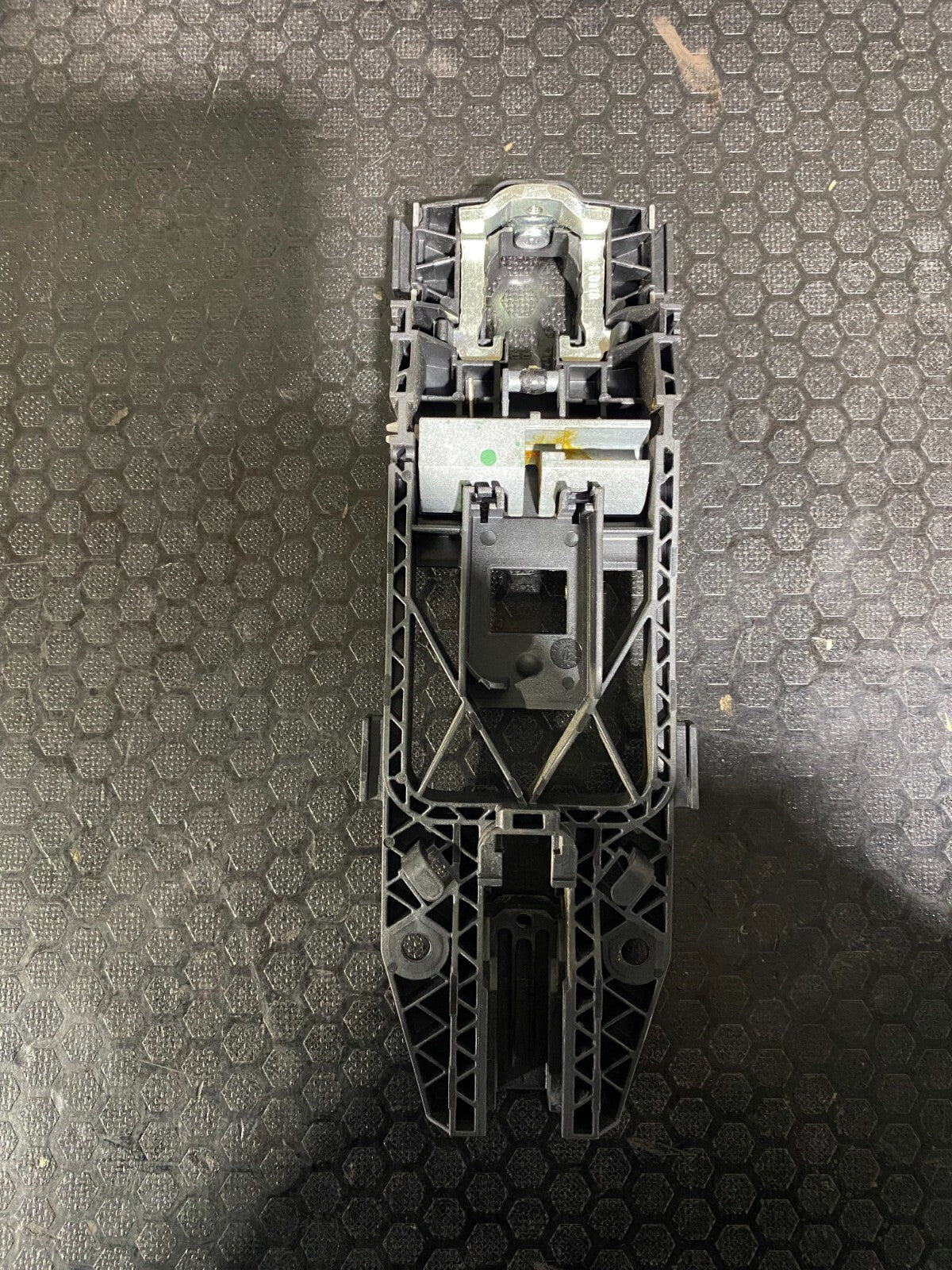 Volkswagen MK6/7-7.5 Mounting Bar Door Handle 5N0837885H