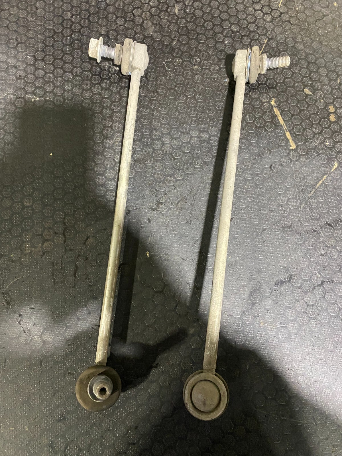 Volkswagen Golf Front Sway Bar Link Set 1K0411315R