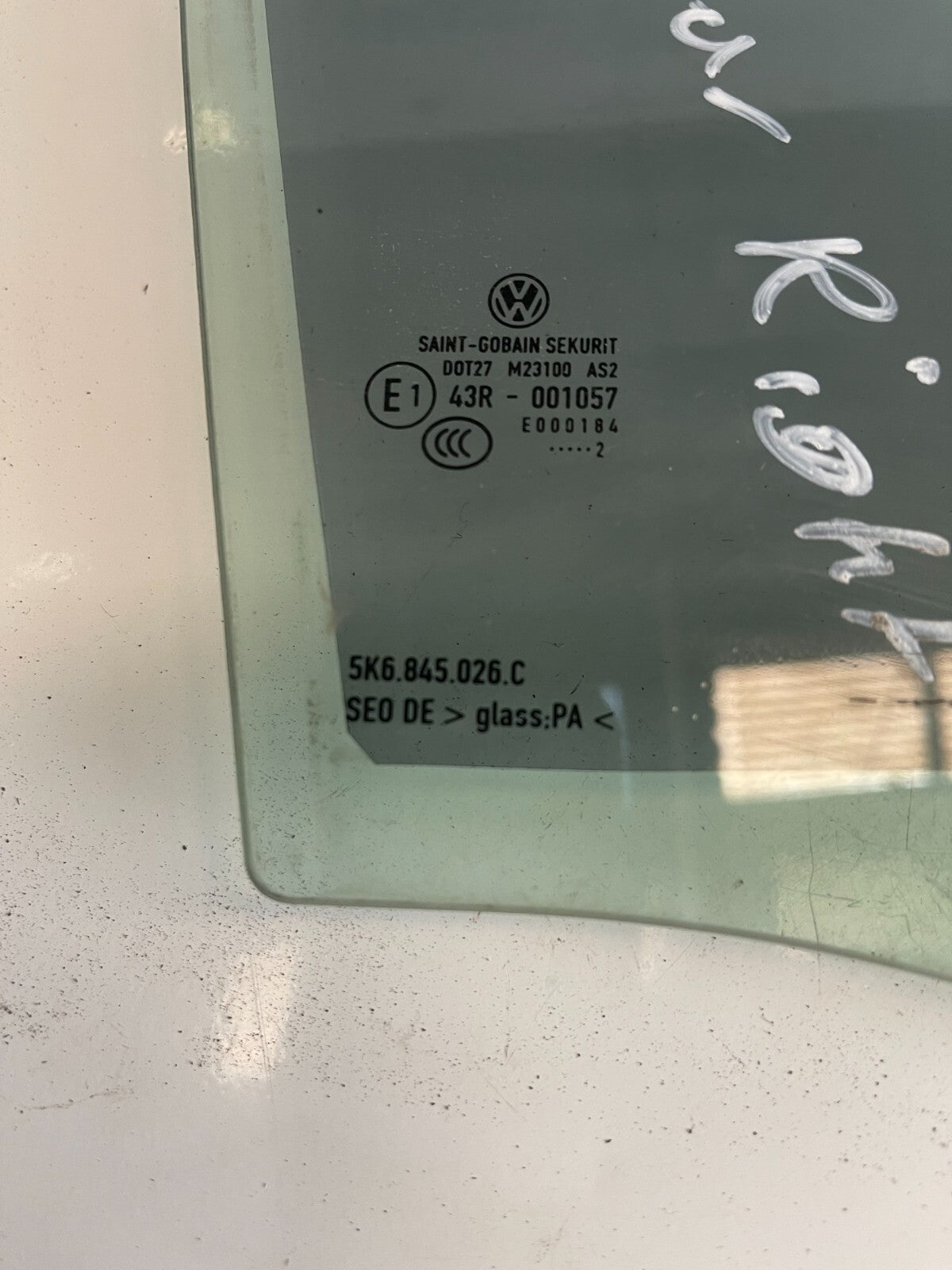 Volkswagen Golf MK6 2009-2013 Rear Right Glass Window 5K6845026C