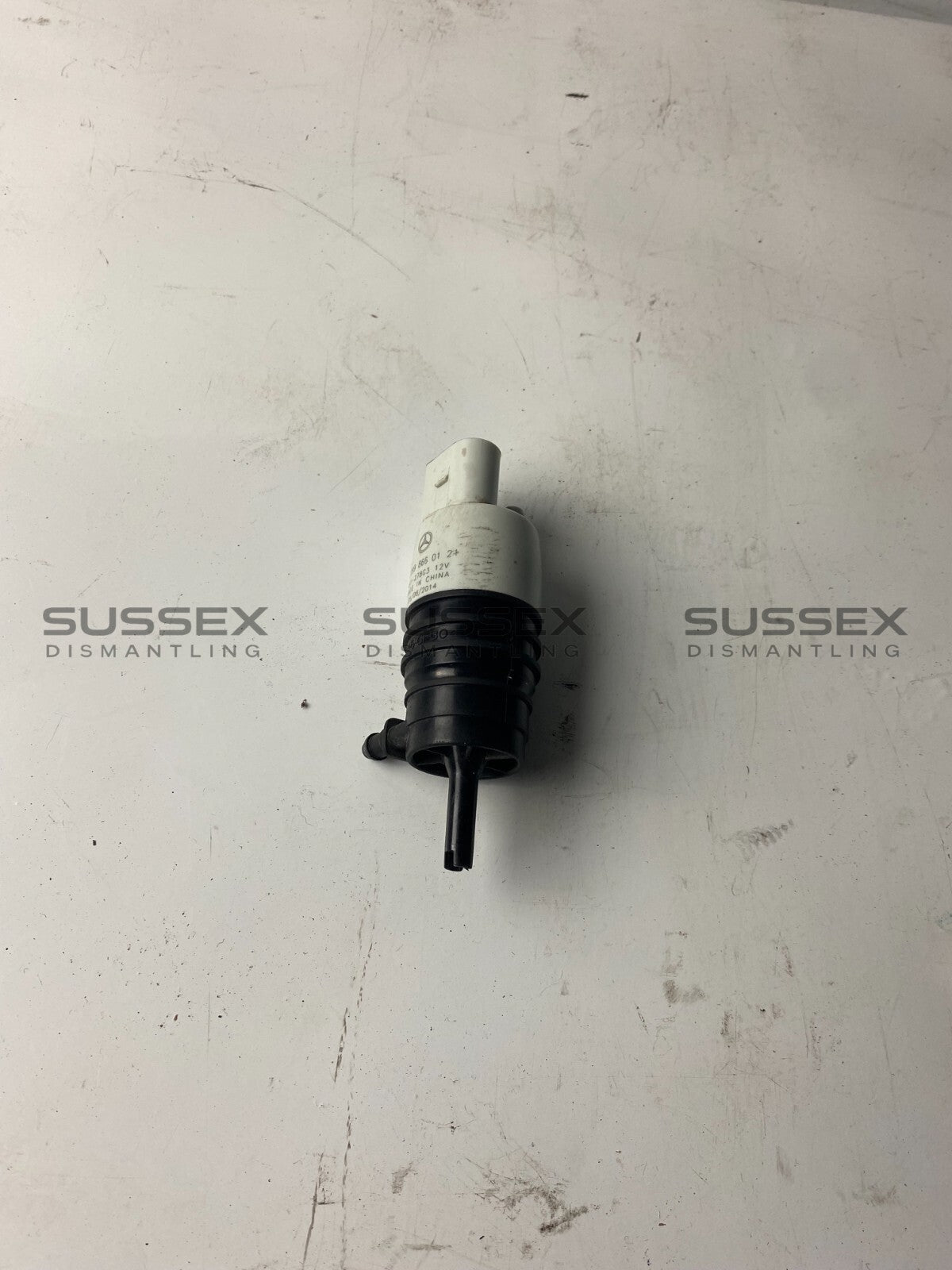 Mercedes-Benz Washer Bottle Pump A0998660121