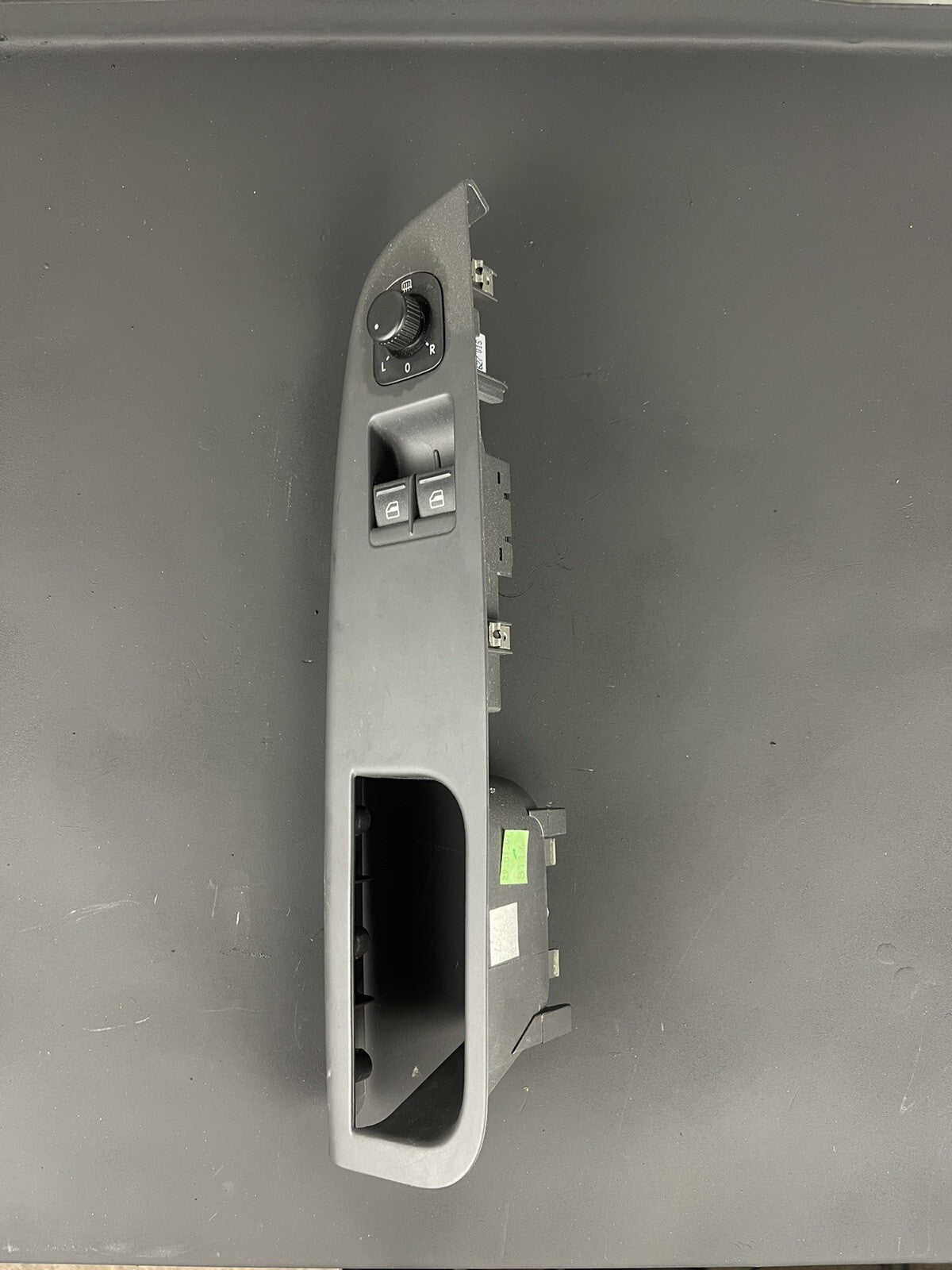 Volkswagen Golf GTI MK5 05-09 USED DRIVER/MASTER WINDOW & MIRROR SWITCH 3dr